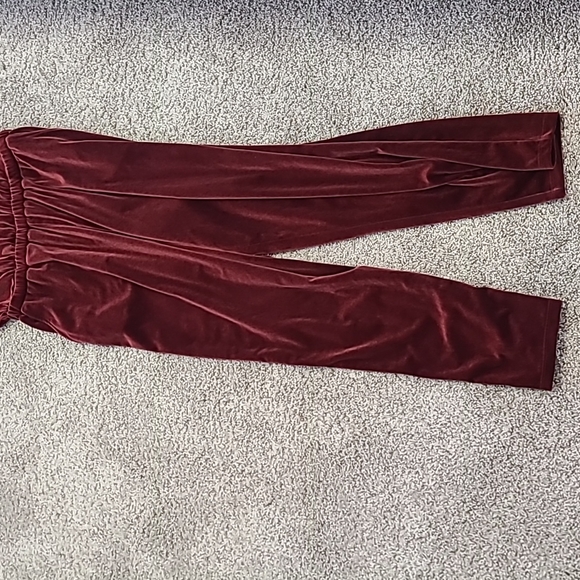 NWOT Old Navy women's S red velour jumpsuit - Picture 7 of 9